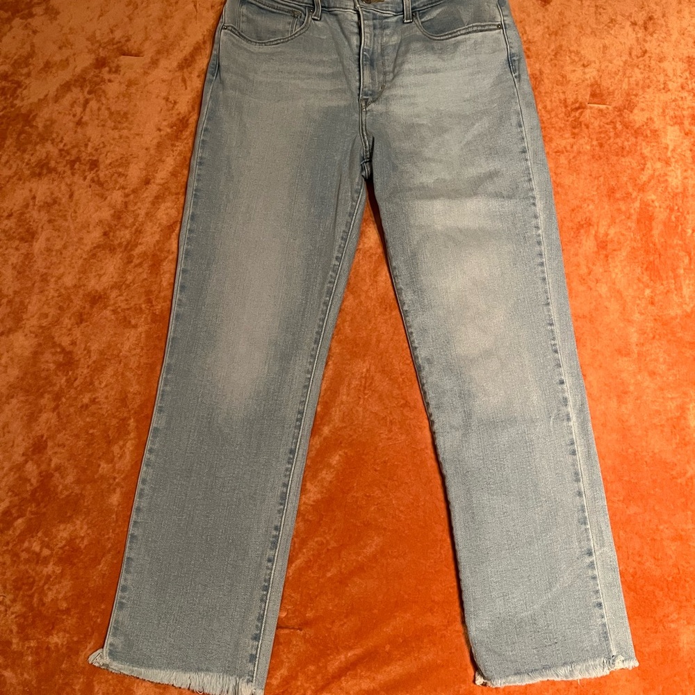 Lucky Brand Light Wash Straight Leg Jeans